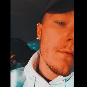 Meet your Posher, Dylan